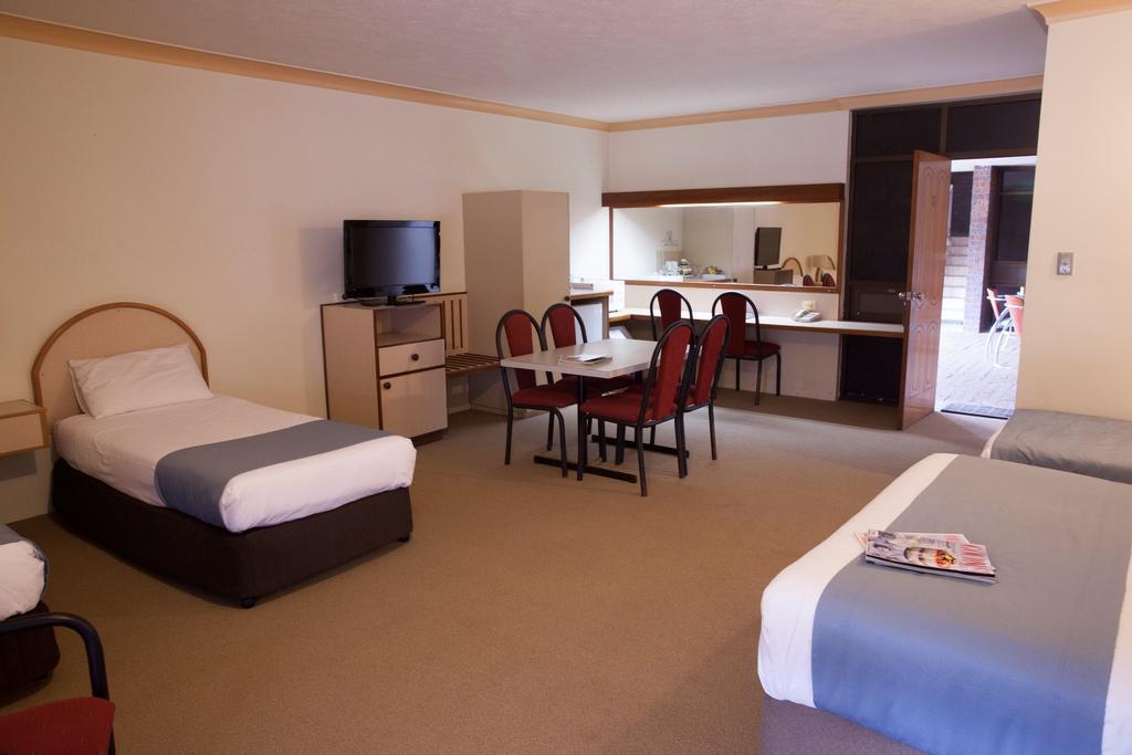 Longreach Motor Inn Exteriör bild